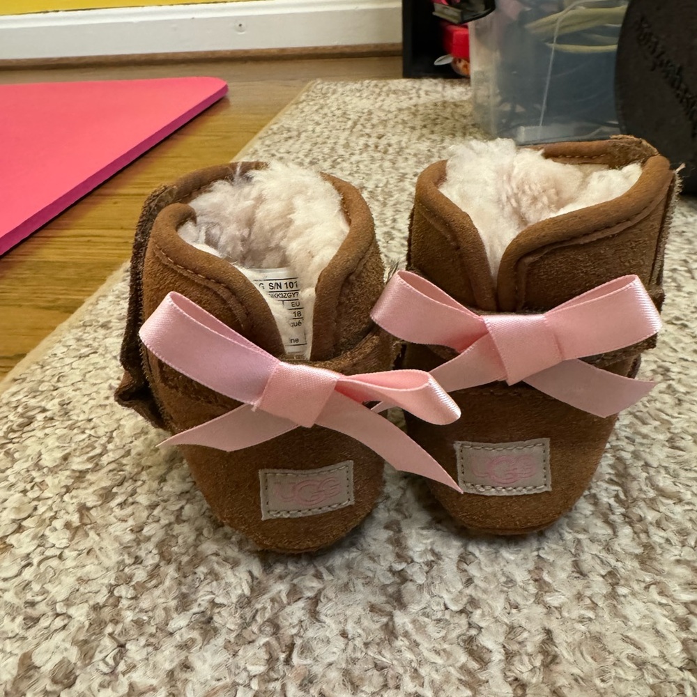 Baby/Infant UGGs!